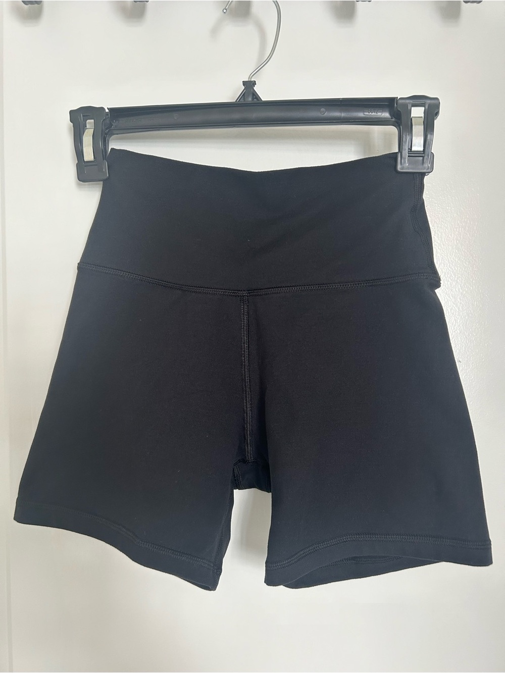 Offline by Aerie The Hugger 5in Bike Short Size Small